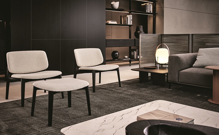 Poliform_news2022_CURVE_ARMCHAIR_01.jpg