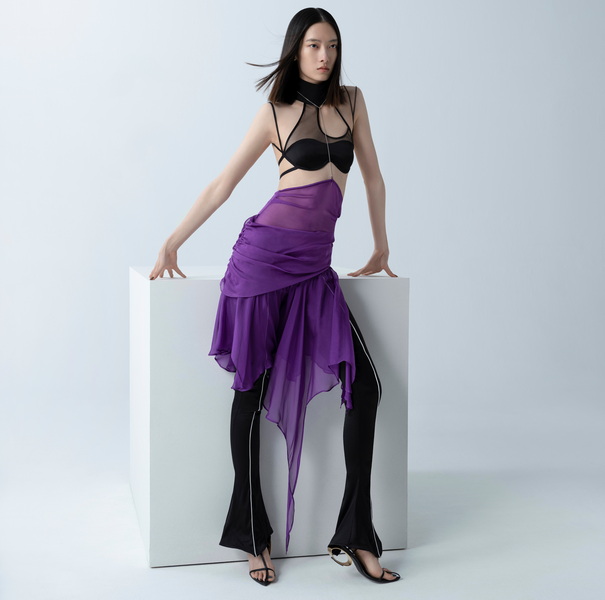 20230206-MYTHERESA_02228_v2_1.jpg