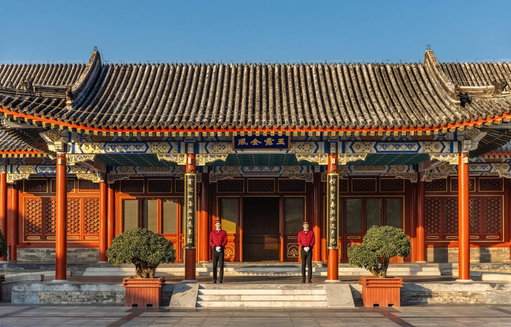 卡地亚EN ÉQUILIBRE高级珠宝展