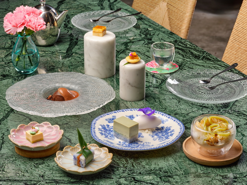 Candlenut - Dessert Spread.jpg