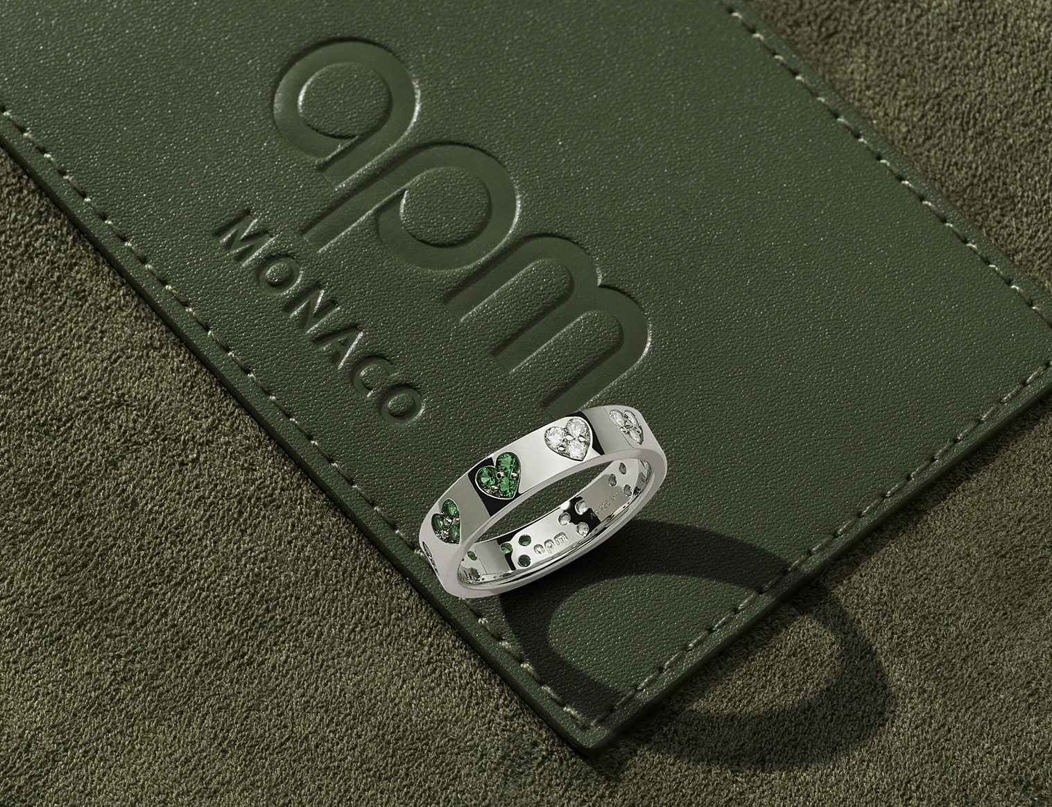 APM Monaco 5 w.jpg