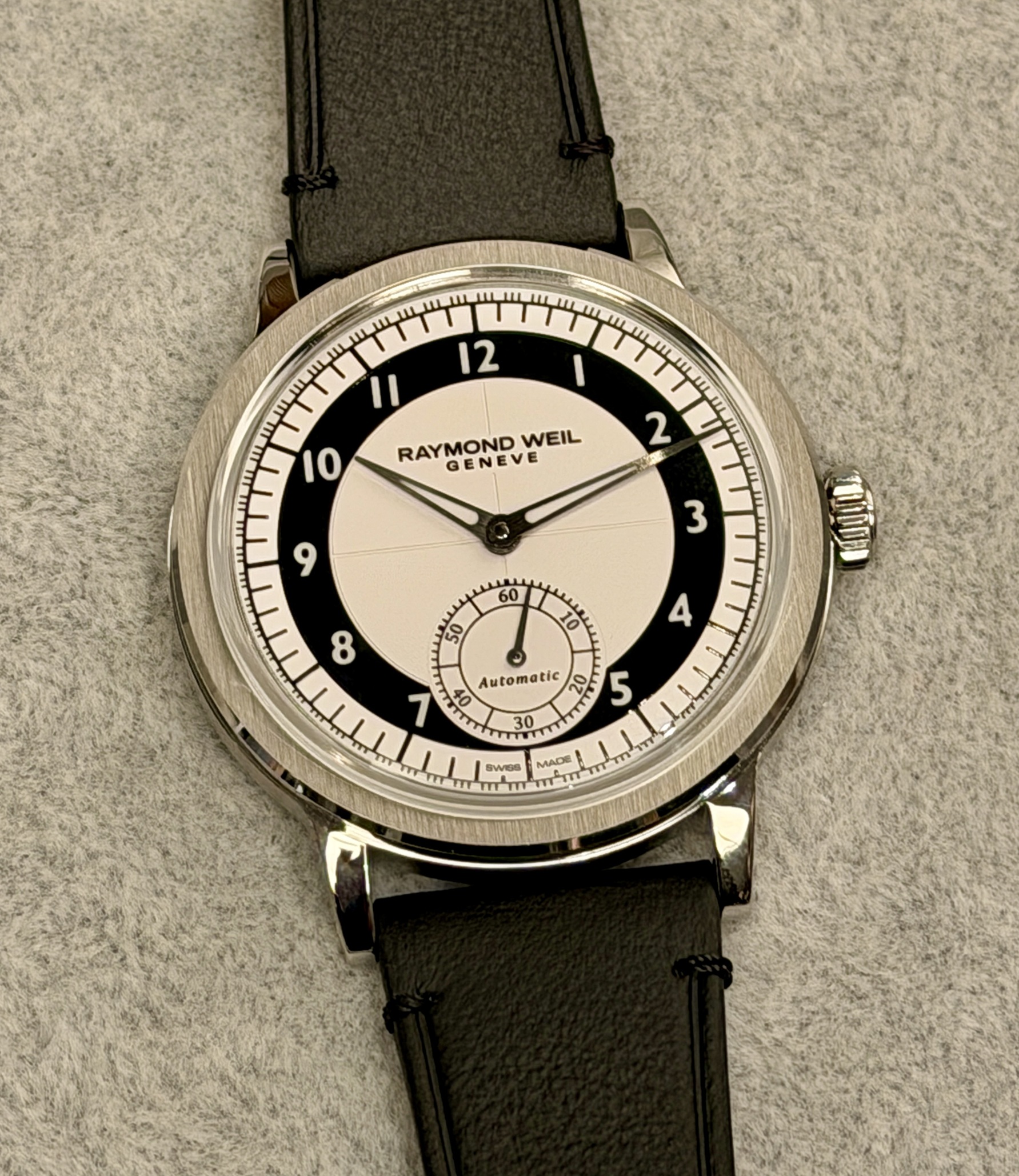 1773589873125179.jpg RW Tuxedo 3.jpg